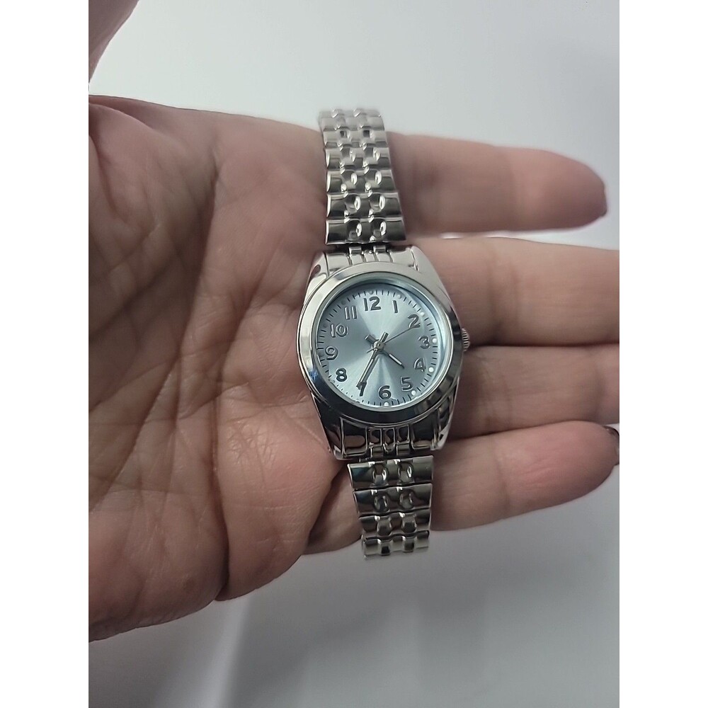 Vintage Silver Tone Analog Wristwatch Blue Dial Expansion Band Women's - Picture 7 of 13